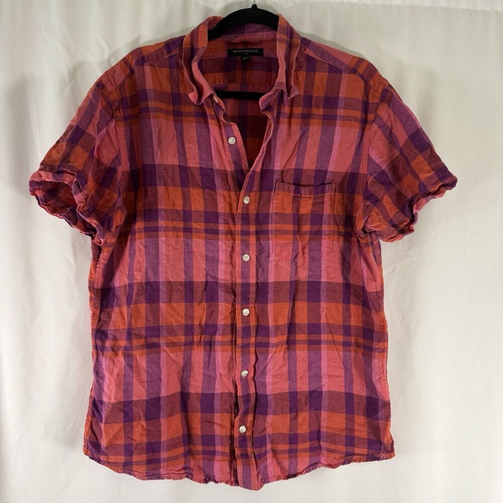Banana Republic Linen Blend Top Men's Large Pink Purple Short Sleeve Button Up